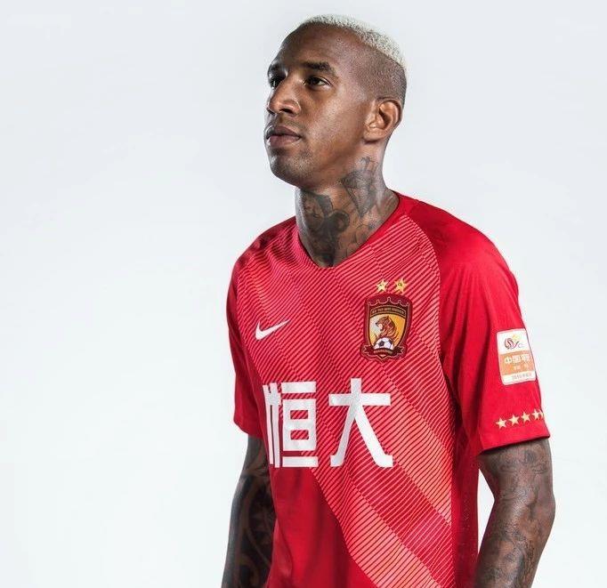 九游体育|今晚体能课后，浙江队队长鼓劲备战英超，底气十足，赛季目标并未改变的简单介绍