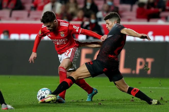 九游体育|包含从赛后尤文图斯调整名单以备CBA季后赛到转会期摩纳哥造点机会——葡超节点到来，赛后西汉姆伤情更新——葡超节点到来的词条